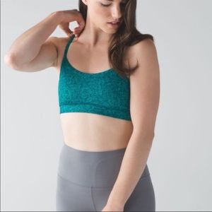 Lululemon Sports Bra - Flow Y IV Bra